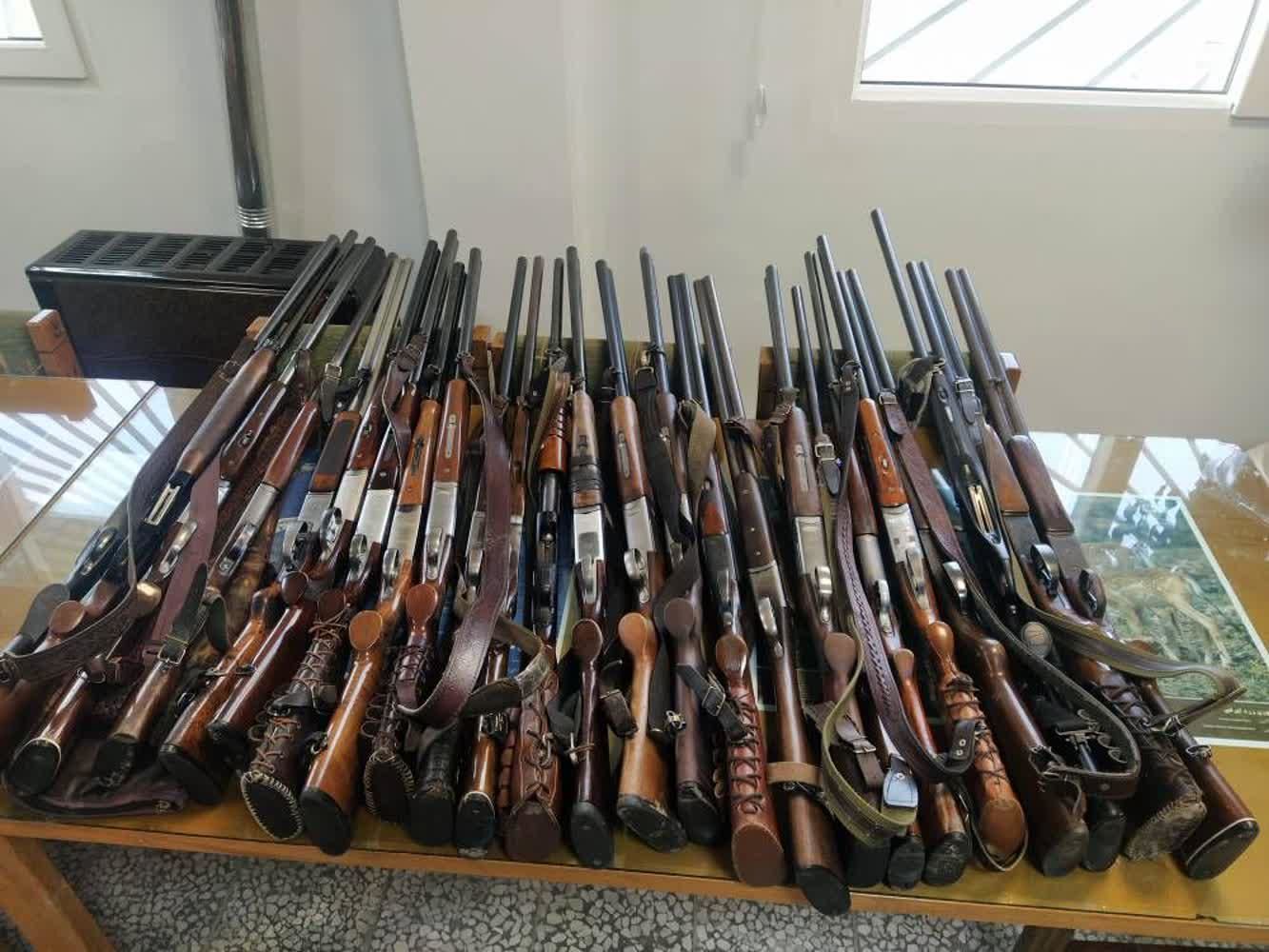کشف و ضبط 45 قبضه سلاح شکاری در مازندران
