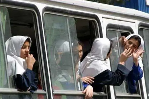 کمبود خودروی استاندارد و ساختار سنتی، چالش اصلی سرویس مدارس تهران است