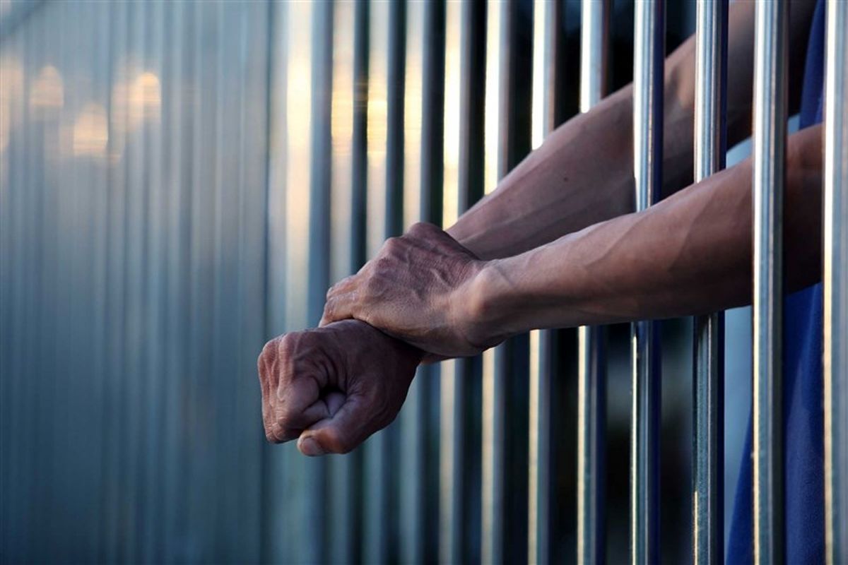 اجرای حکم زندان عرب سرخی به تعویق افتاد