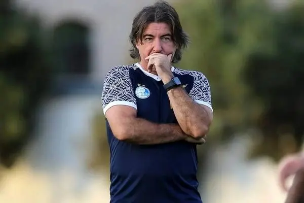 زمین شهرقدس اجازه بازی فنی را نمی‌دهد/تیم مستحق برد برابر فولاد بود