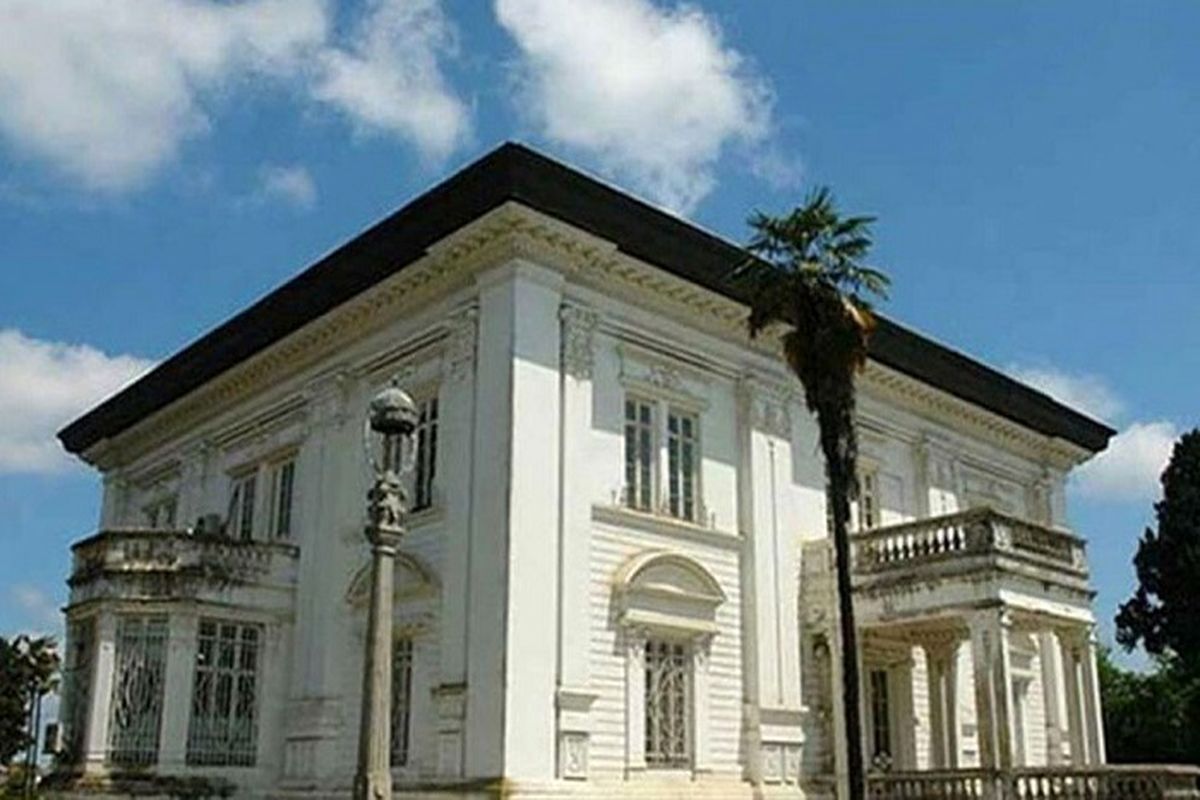 کاخ کلاردشت