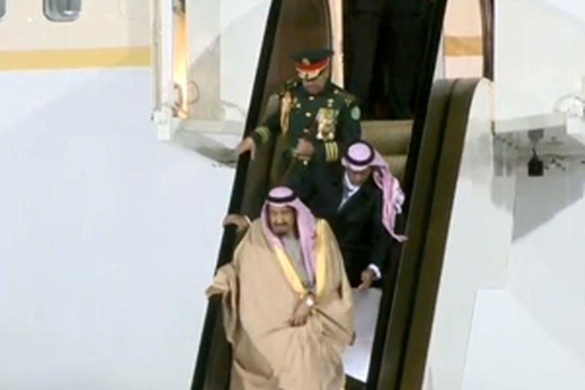 پادشاه عربستان با هدف تحقق صلح جهانی به روسیه سفر کرد