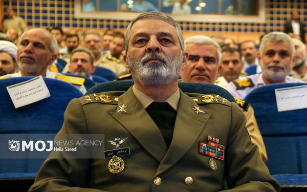 وقتی سرلشکر موسوی دلتنگ شهید سپهبد محمد باقری می‌شود + فیلم