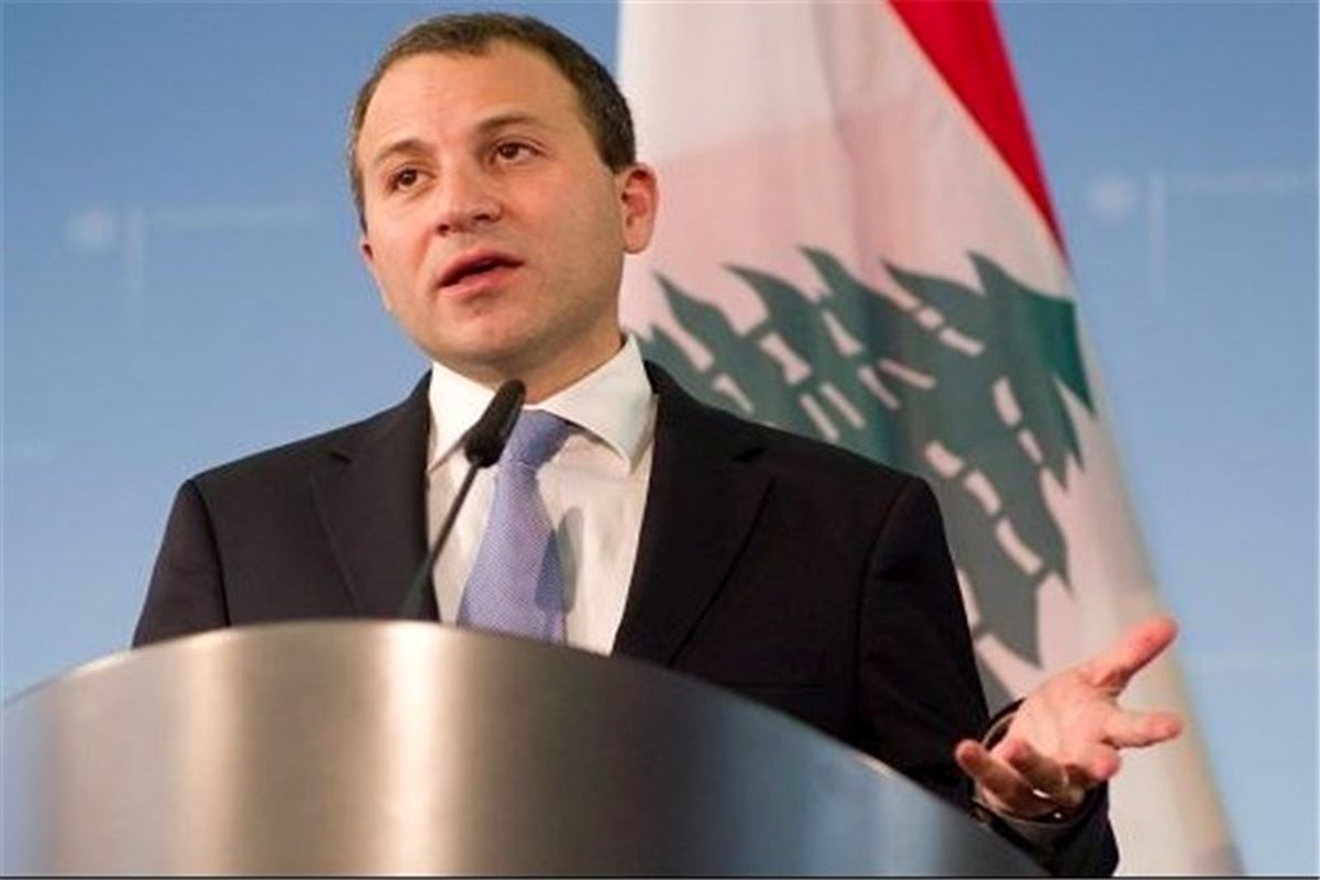 لبنان در خصوص تجاوز اسرائیل به حریم هوایی این کشور شکایت می کند