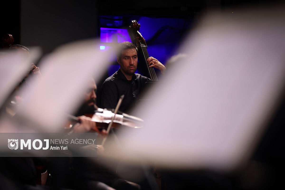 کنسرت «مرا عاشق‌تر کن»