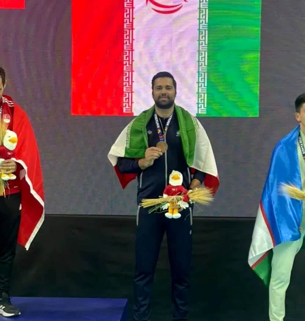 کسب مدال برنز شمشیرباز گیلانی در بازیهای کشورهای اسلامی