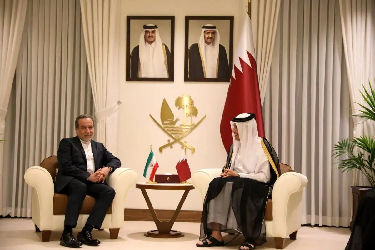 وزیر امور خارجه ایران با نخستوزیر قطر دیدار کرد