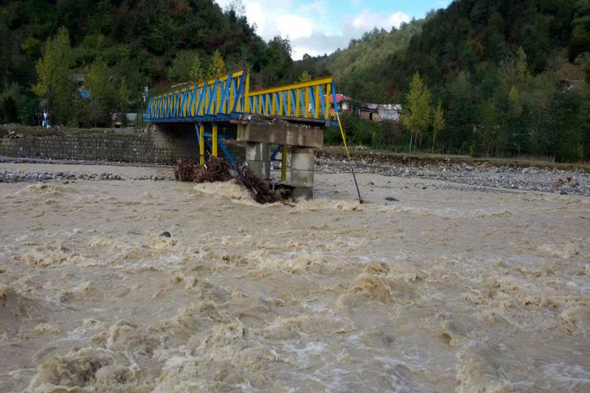 قطع گاز مصرفی بیش از 165 خانوار تالش/  تخریب راه ارتباطی روستای آسیاب شم دهستان خرجگیل اسالم تالش