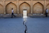 فرونشست زمین در اصفهان مسئله‌ای قابل عبور نیست