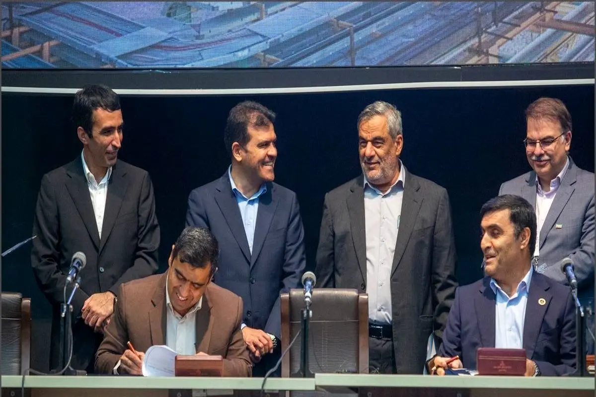 امضای ۱۸ قرارداد و تفاهمنامه ساخت بار اول میان شرکت ملی نفت ایران و شرکتهای دانشبنیان