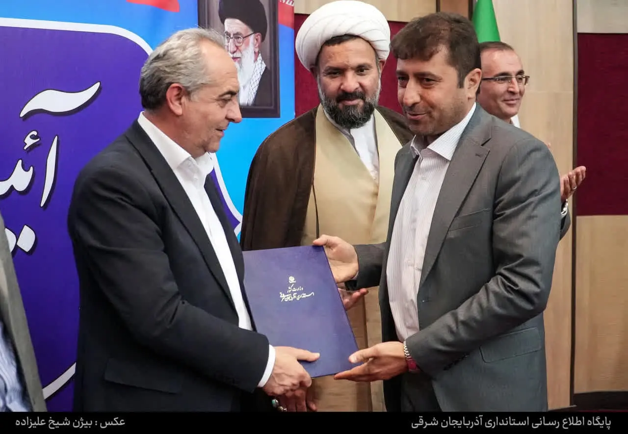 آیین تکریم و معارفه فرماندار شهرستان بناب برگزار شد 