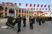 آیین سیاه پوشان و تعویض پرچم حرم مطهر حضرت شاهچراغ (ع)