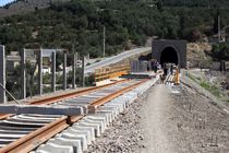 شروع عملیات اجرایی توقف‌گاه راه آهن قزوین-رشت در رودبار 