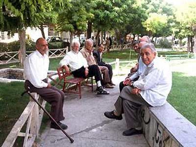 ۶ میلیون و ۴۰۰ هزار سالمند در ایران خدمات توانمندسازی دریافت می‌کنند