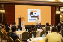 توسعه امکانات علی‌ بابا برای تعامل با آژانس‌ ها