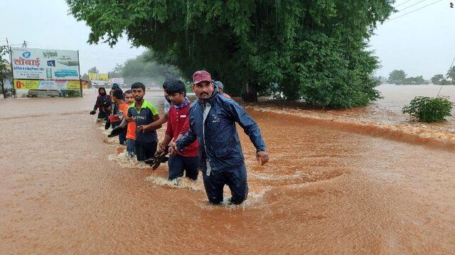 وقوع سیلاب در نپال و هند ۱۱۶ کشته برجا گذاشت