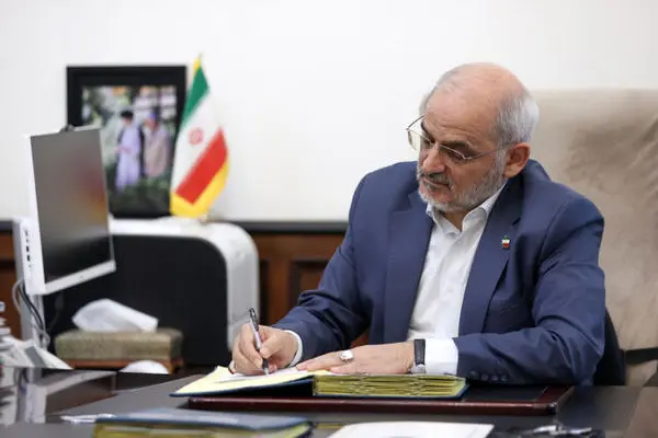 رئیس دفتر رئیس‌جمهور به ظریف تسلیت گفت