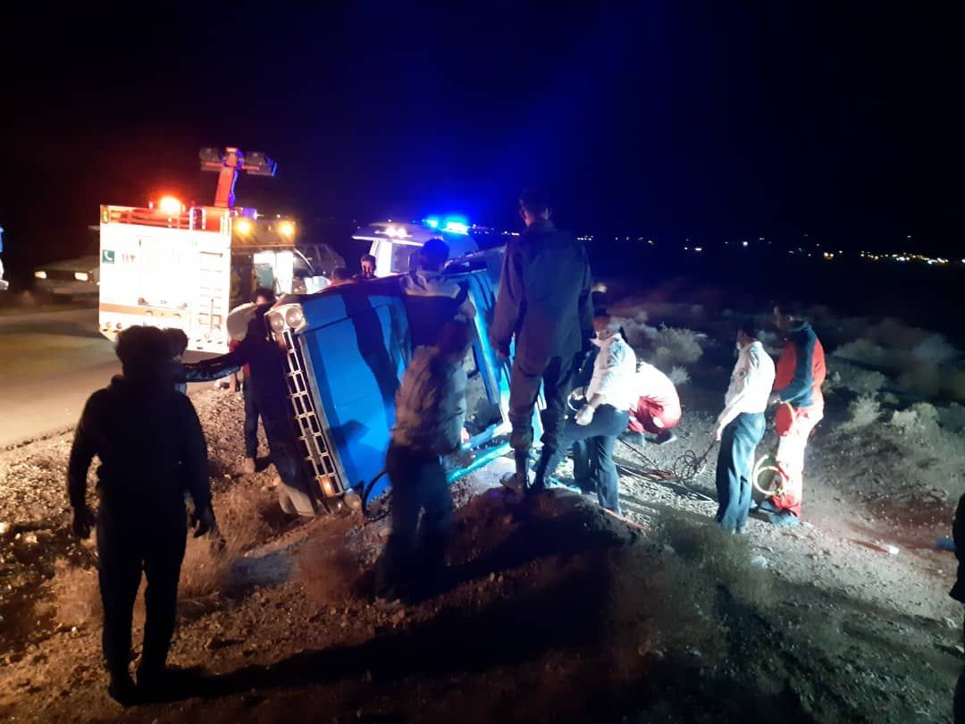 نجاتگران پایگاه امداد و نجات تفت به حادثه جاده نصر آباد اعزام شدند
