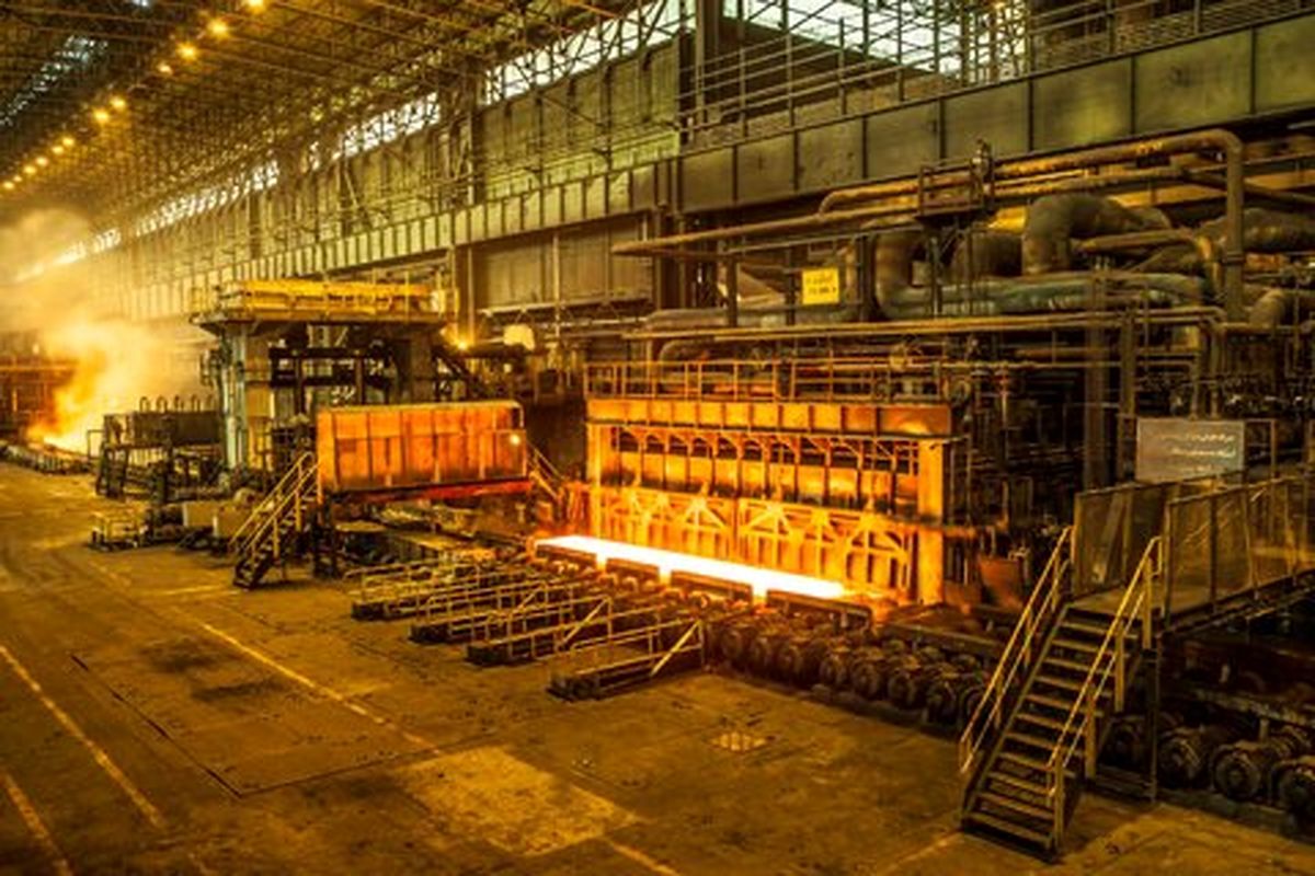 ثبت رکورد تولید ماهانه کلاف گرم در فولاد مبارکه؛ گامی دیگر در مسیر رشد تولید