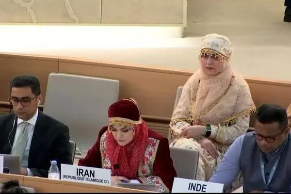 نمایندگان ایران در روز ملی لباس در شورای حقوق‌بشر سازمان ملل حضوری متفاوت داشتند