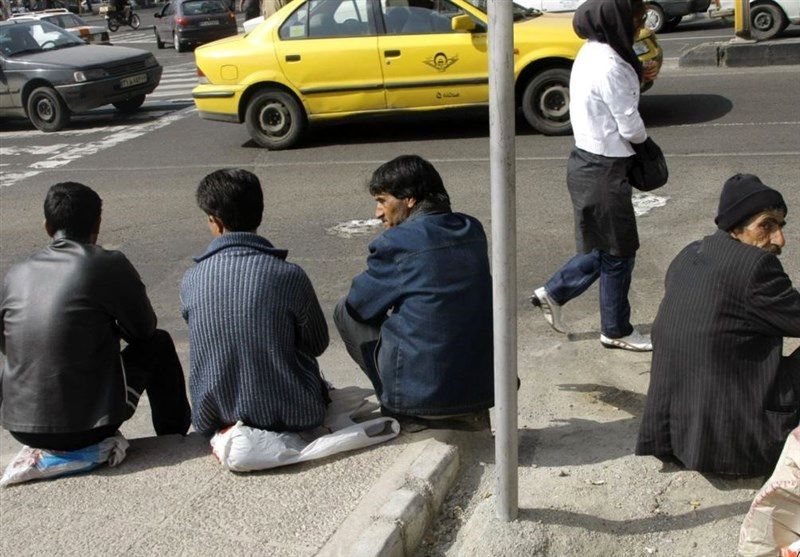 طعنه نماینده تهران به دلیل کاهش نرخ بیکاری