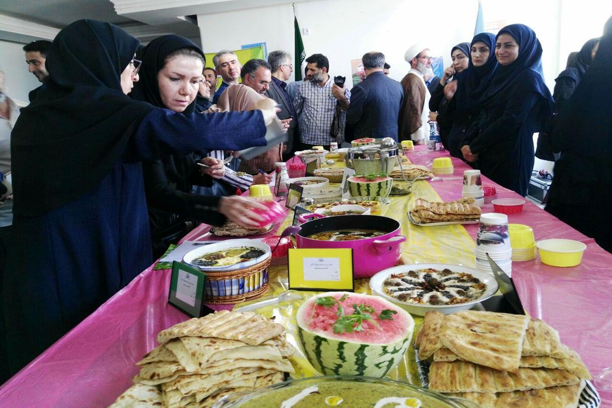 جشنواره «آش»در دانشگاه علوم پزشکی گیلان برگزار شد