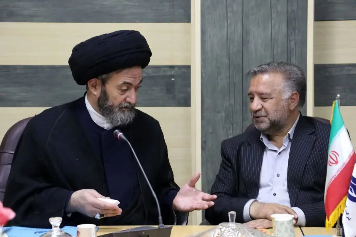 بازدید ائمه جمعه استان اردبیل از تصفیه خانه آب