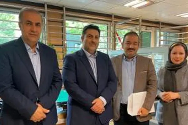 تشریح نحوه همکاری بانک توسعه صادرات ایران با شرکت‌های فولادی