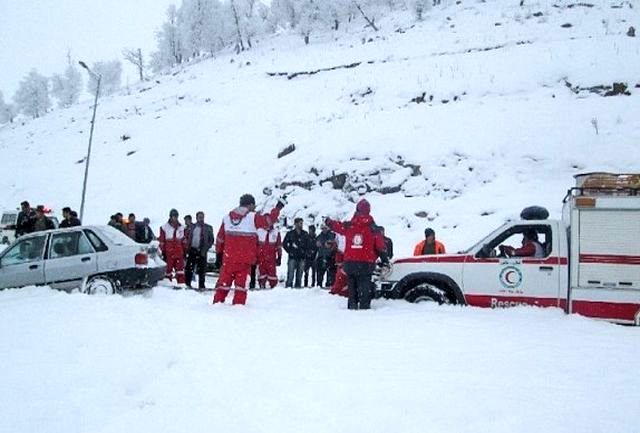 4 فوتی بر اثر سقوط بهمن در خوی /ادامه تلاش ها برای یافتن جسد چهارمین قربانی