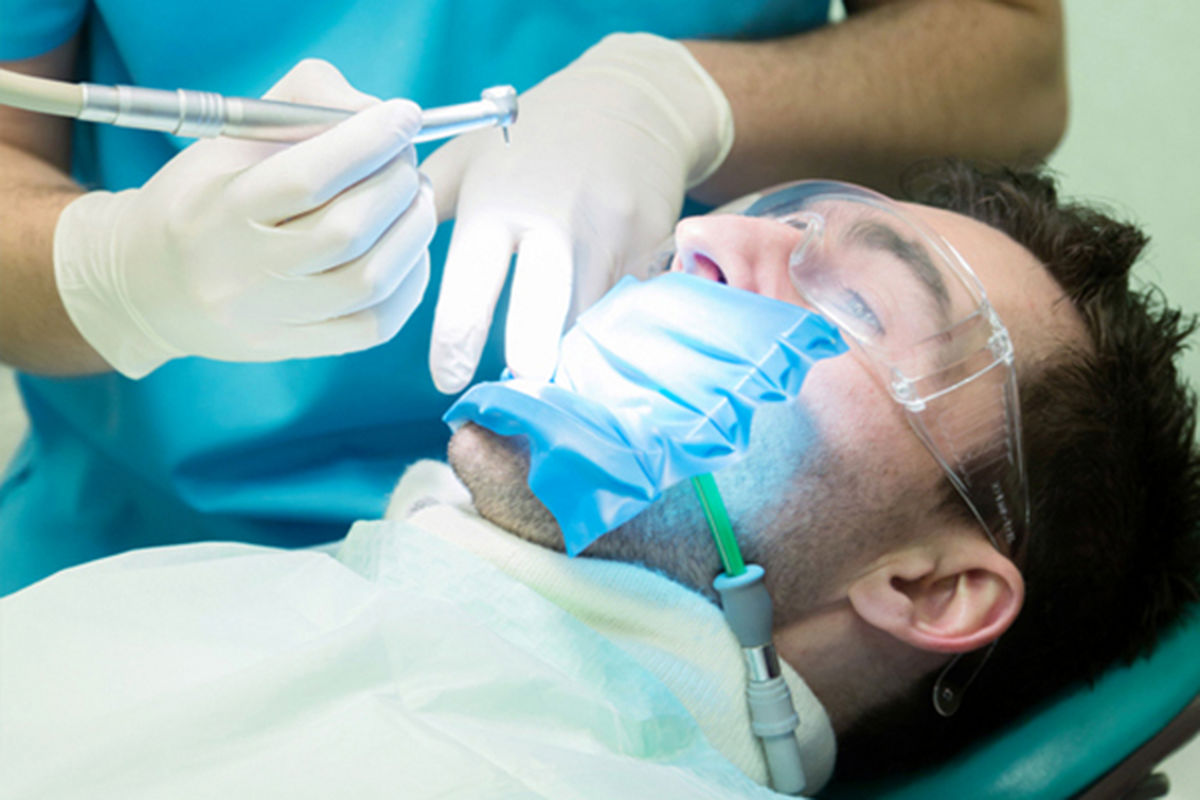 خدمات دندانپزشکی با تعرفه خیریه در کلینیک فوق تخصصی هرمز بندرعباس