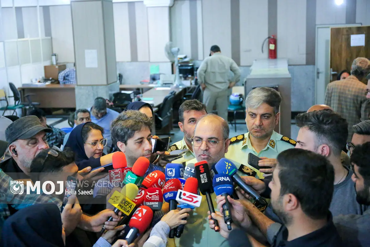 جزئیات دستگیری باند سارقان مامورنما/ ارزش اموال کشف شده بیش از ۲۰ میلیارد تومان است! + فیلم