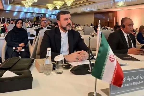 ایران مقتدرانه در مقابل متجاوز خواهد ایستاد