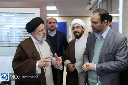 حضور رئیسی در مرکز ارتباطات مردمی ریاست جمهوری
