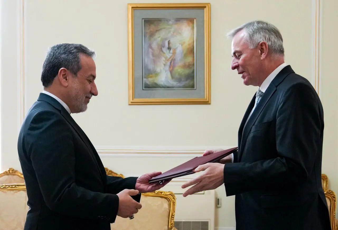 ​سفیر جدید اتریش رونوشت استوارنامه خود را تسلیم وزیر امور خارجه کشورمان کرد