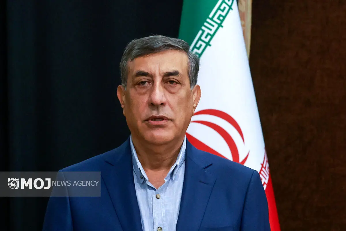 دانشگاهها و بیمارستانها وارد میدان تولید برق خورشیدی شوند