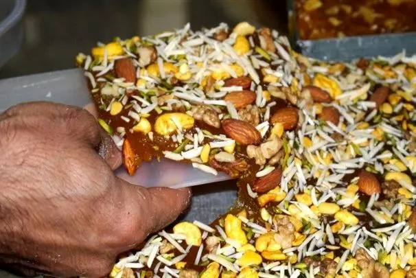آغاز به کار میز صادرات مسقطی لاری در فارس/ ورود محصول سنتی لارستان به بازارهای جهانی شتاب می‌گیرد