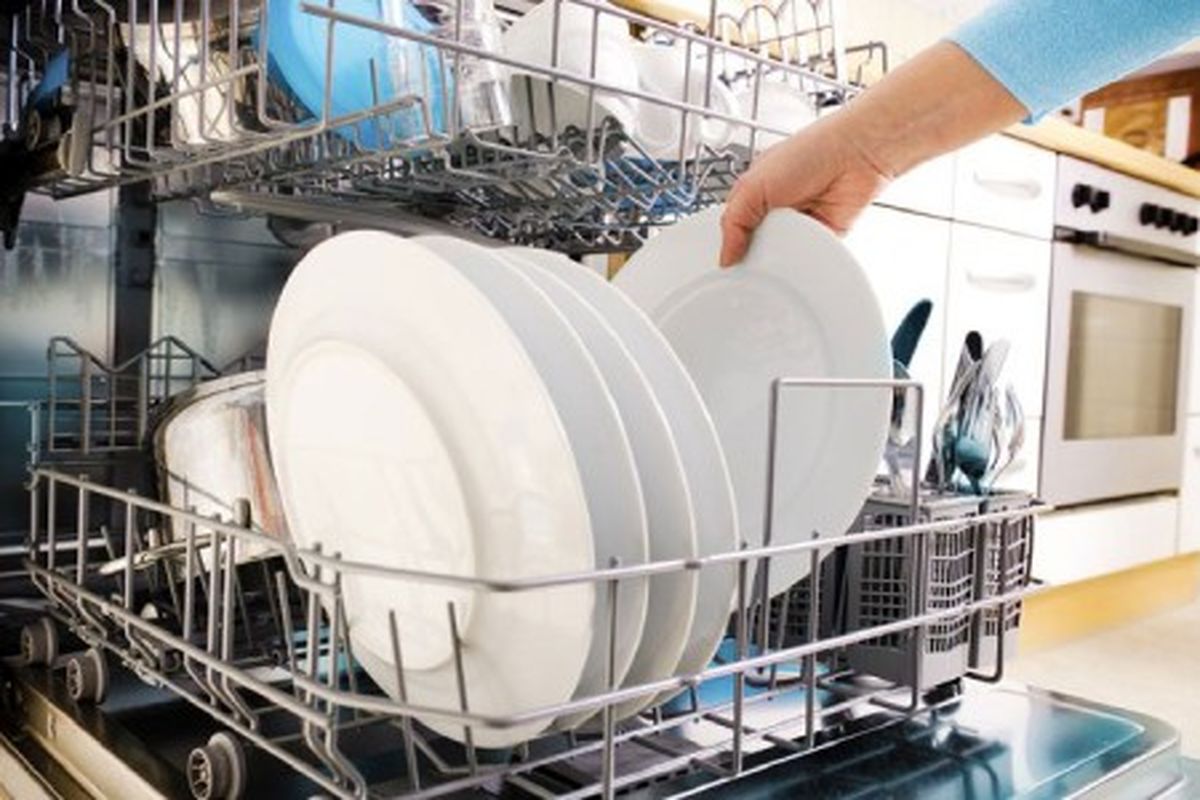 بوی بد ماشین ظرفشویی چطور از بین ببریم؟