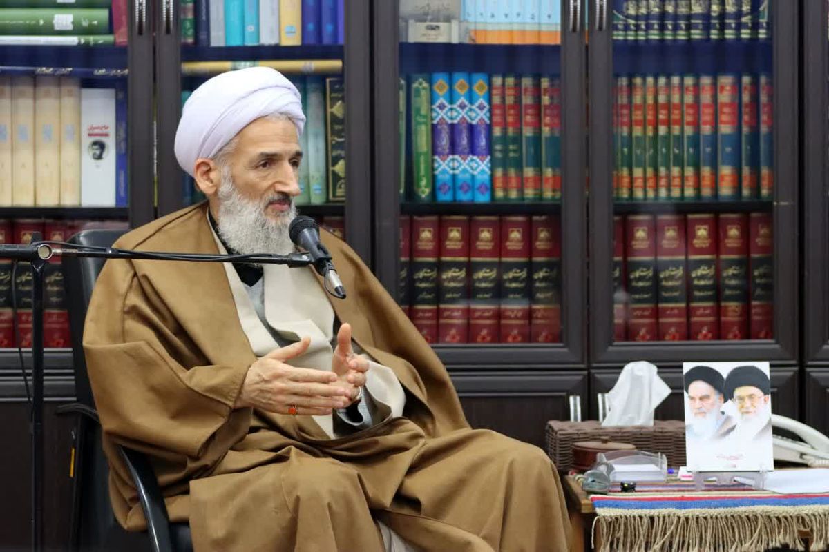 آیت الله لائینی 