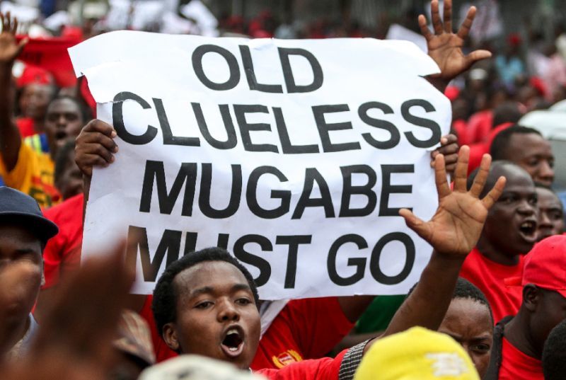 اوج گیری مخالفت ها با رئیس جمهور زیمباوه