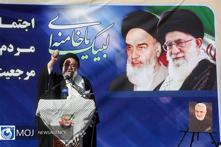 اجتماع بزرگ حمایت از مرجعیت و رهبر انقلاب اسلامی در حرم حضرت معصومه(س) (15) copy