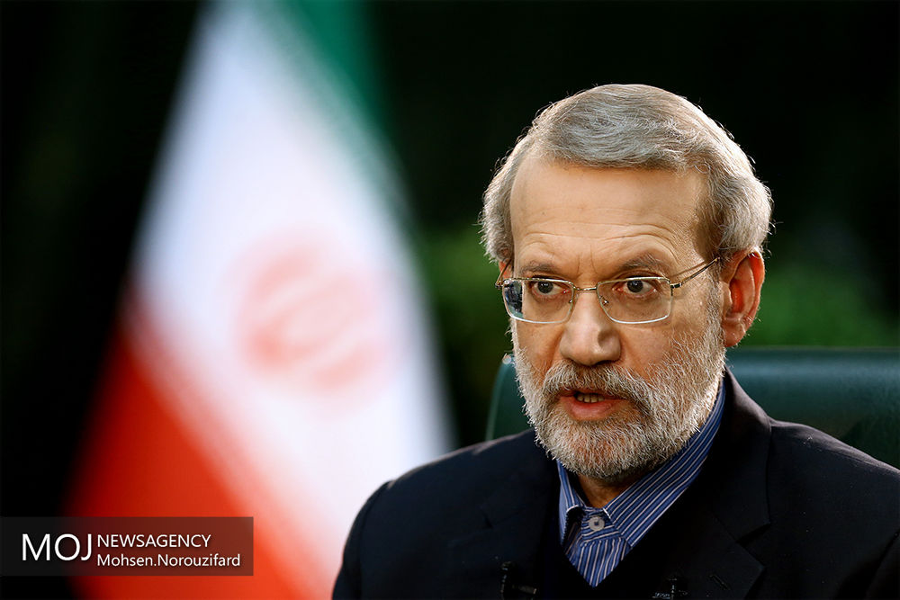 نشست خبری رئیس مجلس شورای اسلامی آغاز شد