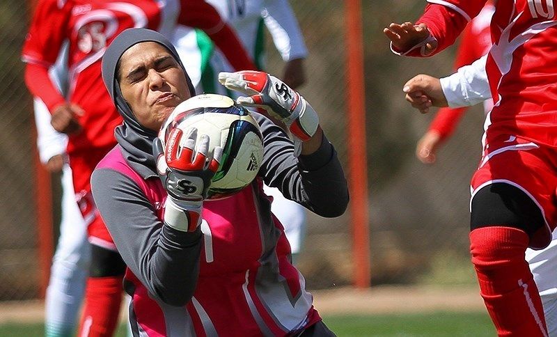 پیروزی تیم ملی فوتبال دختران ایران برابر قزاقستان