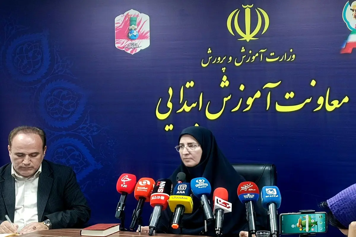 تراکم ۳۵ نفر در کلاس‌ خلاف عدالت آموزشی است/ بیش از ۶۰ درصد دانش آموزان ابتدایی در کلاس های پر جمعیت درس میخوانند