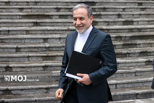 موضوعات موشکی و منطقه‌ای وارد گفت‌وگو با آمریکا نخواهد شد