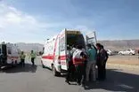 انتقال ۶ زائر مصدوم از عراق به مرز مهران توسط اتوبوس آمبولانس هلال‌احمر