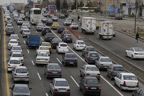 آخرین وضعیت ترافیکی راه های کشور در ساعات پایانی سال95/ترافیک سنگین در محورهای تهران-مشهد، کرج-چالوس و تهران-قم