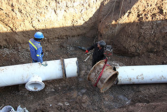 پایان تعمیرات خط انتقال اصلی ٥٠٠ میلیمتری شهر خمیر