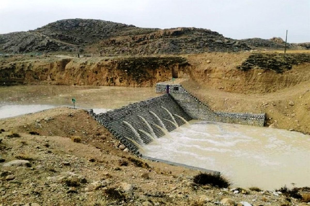 آغاز اجرای بیش از ۲۰ طرح آبخیزداری در استان اصفهان