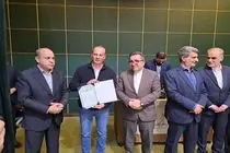 سند مالکیت زمین‌های حاشیه تالاب انزلی به ۵ هزار خانوار ساکن در حاشیه تالاب اهدا شد