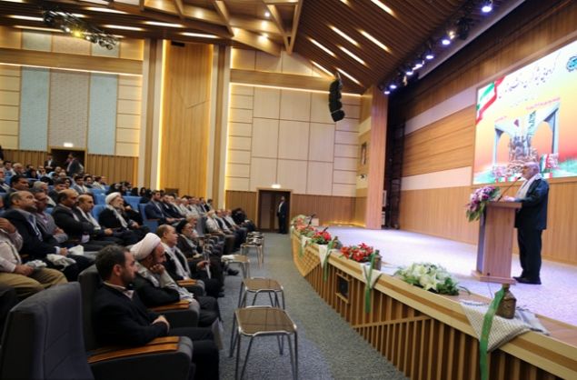 فرمانده کل سپاه پاسداران انقلاب اسلامی در دانشگاه تهران تجلیل شد